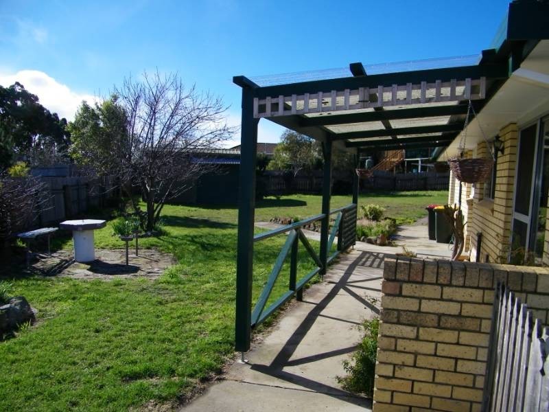 25 Roberts Street, Triabunna TAS 7190