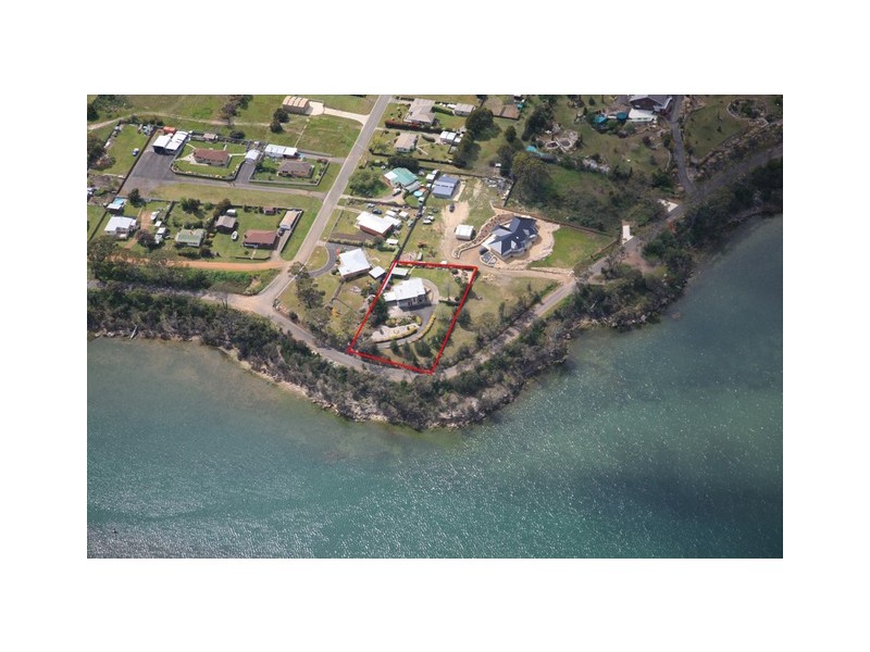 43 Esplanade, Triabunna TAS 7190