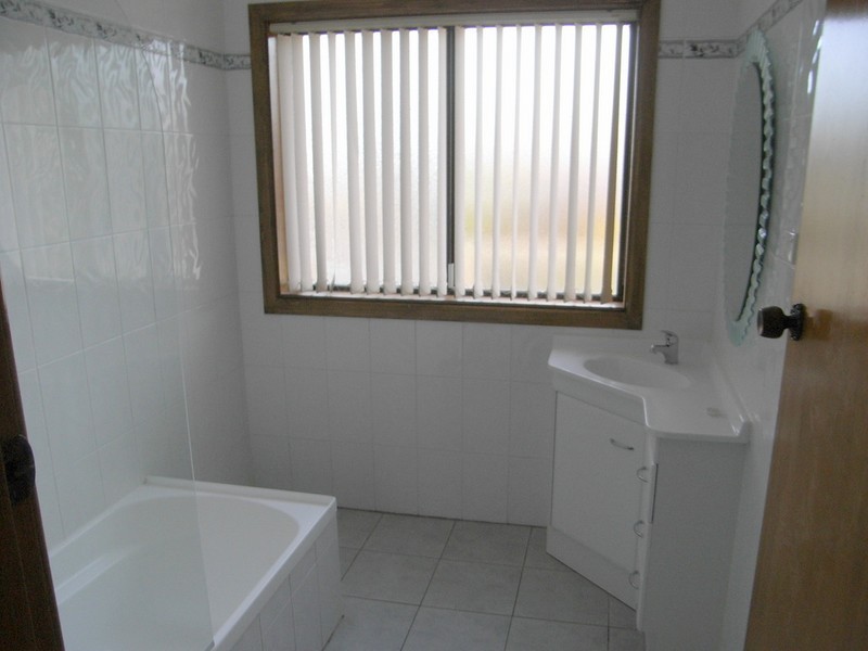 43 Esplanade, Triabunna TAS 7190