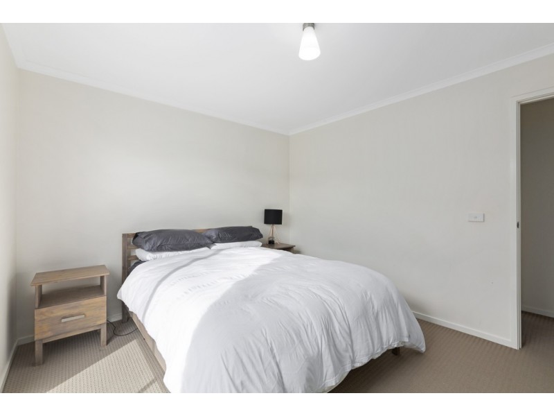 33 JOSHUA STREET, Mornington TAS 7018