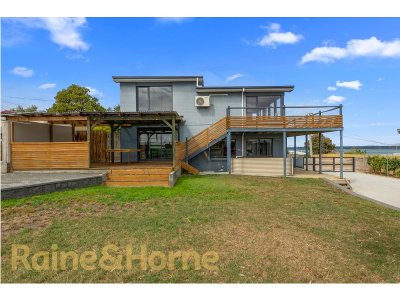 9 View Street, Midway Point TAS 7171