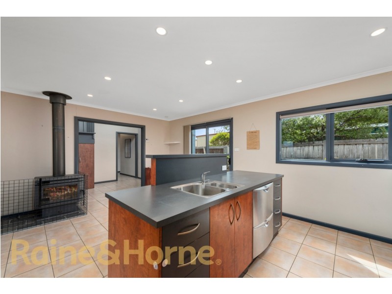 9 View Street, Midway Point TAS 7171