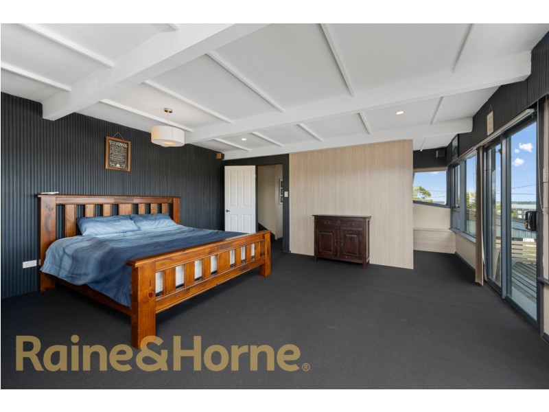 9 View Street, Midway Point TAS 7171