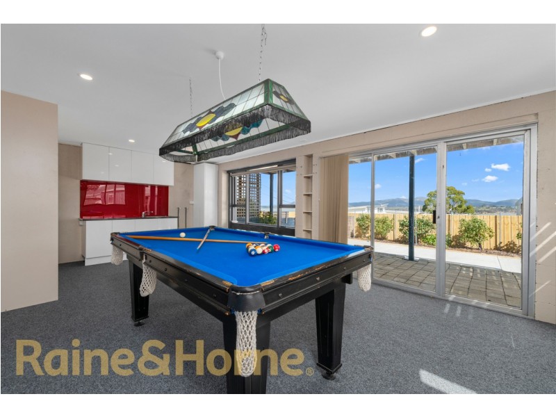 9 View Street, Midway Point TAS 7171