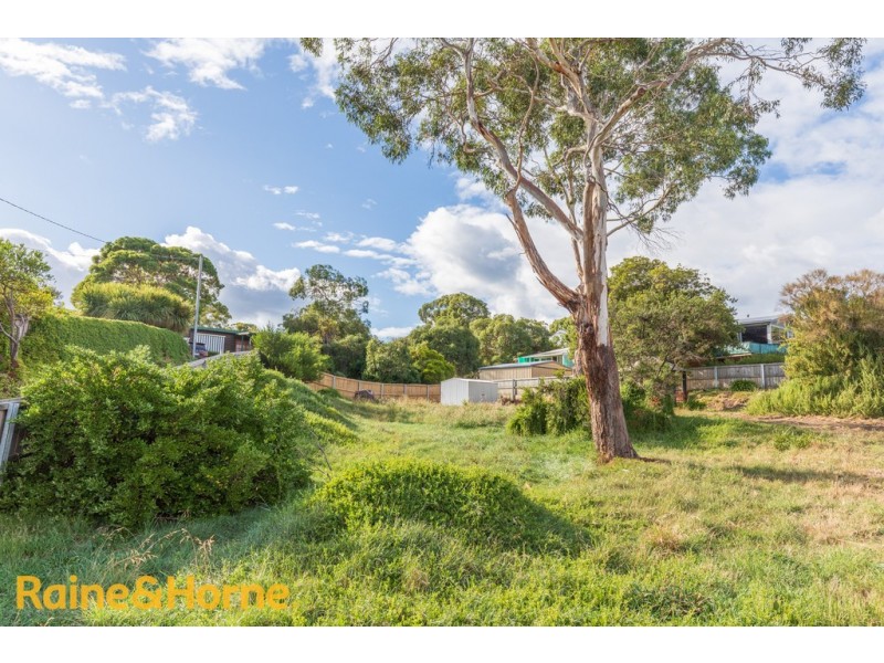 96 Carlton Beach Road, Dodges Ferry TAS 7173