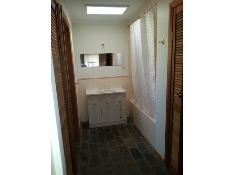 11 Bisdee Street, South Arm TAS 7022