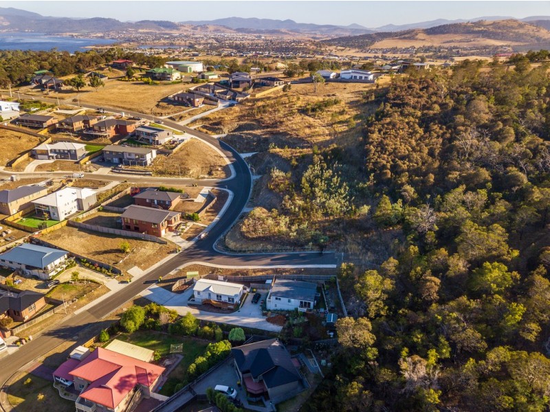 31 Shelmore Drive, Old Beach TAS 7017