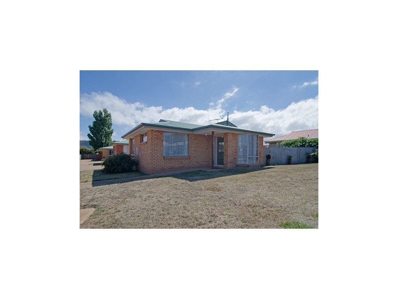 6/3 Horsham Road, Oakdowns TAS 7019