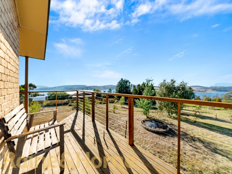 88 Barton Avenue, Triabunna TAS 7190