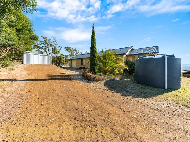 88 Barton Avenue, Triabunna TAS 7190