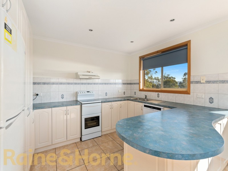88 Barton Avenue, Triabunna TAS 7190