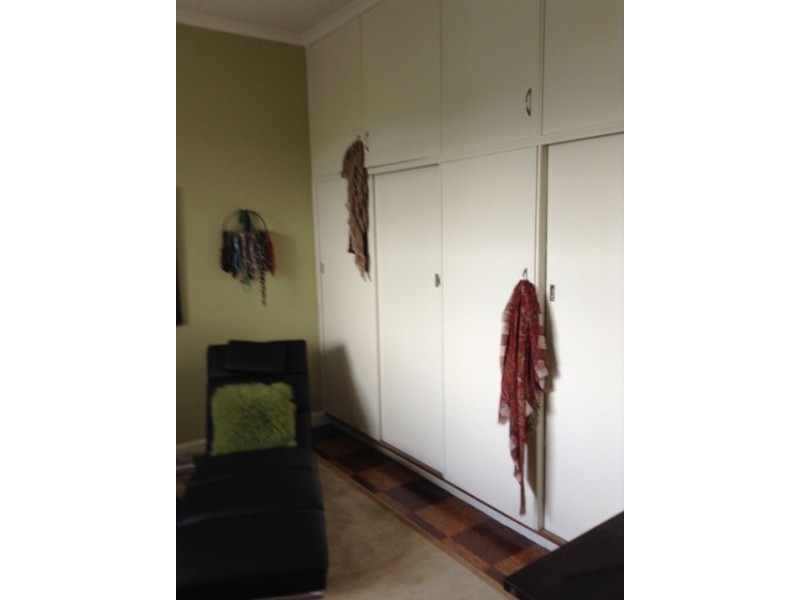 152  Derwent Avenue, Lindisfarne TAS 7015