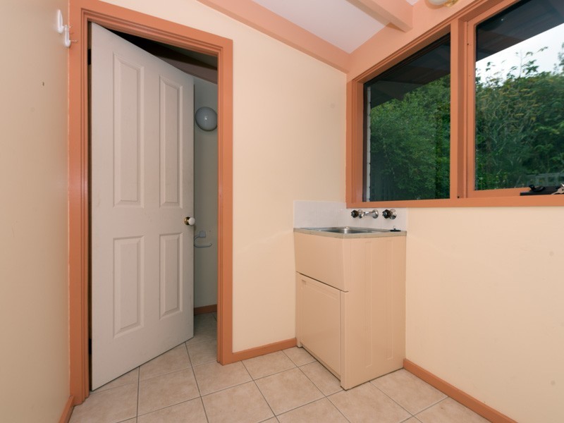 7 St Helens Street, Lindisfarne TAS 7015