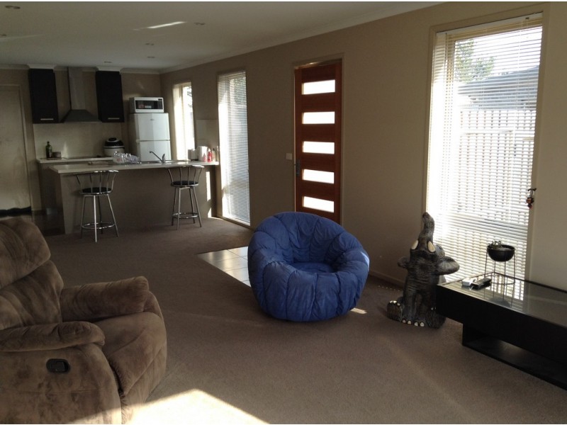 4/15 Horsham Road, Oakdowns TAS 7019