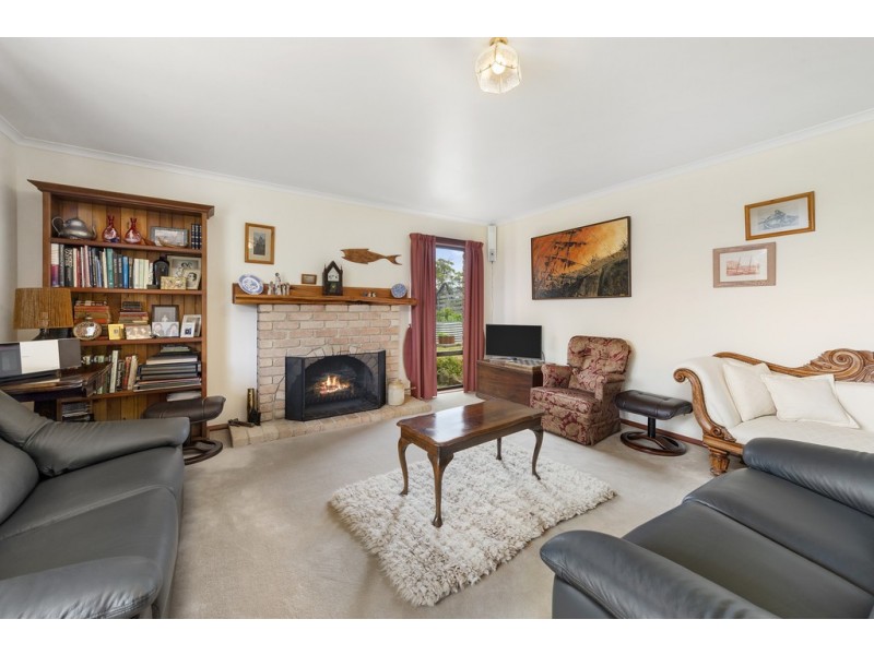 664 Shark Point Road, Penna TAS 7171