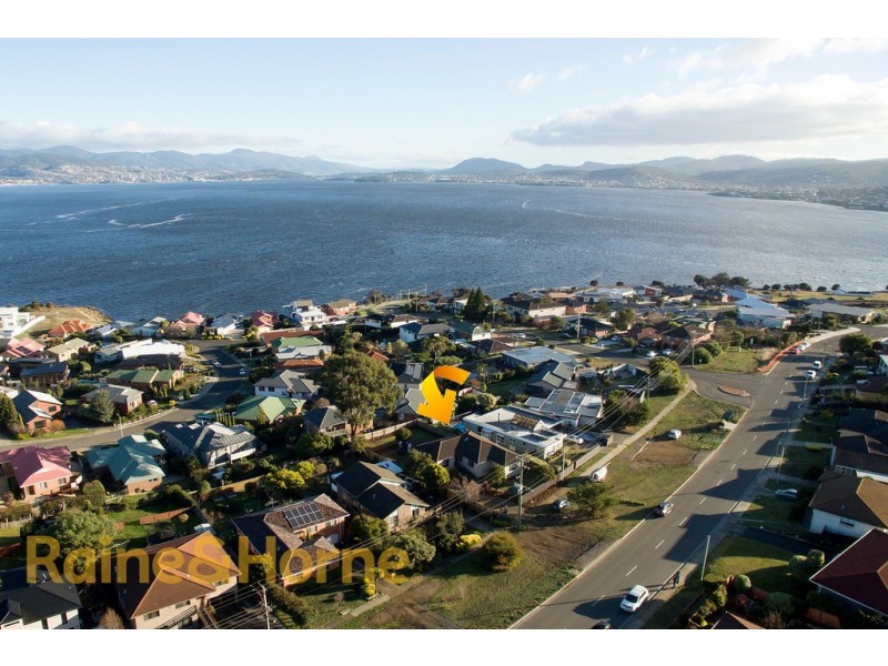 911 OCEANA DRIVE, Tranmere TAS 7018