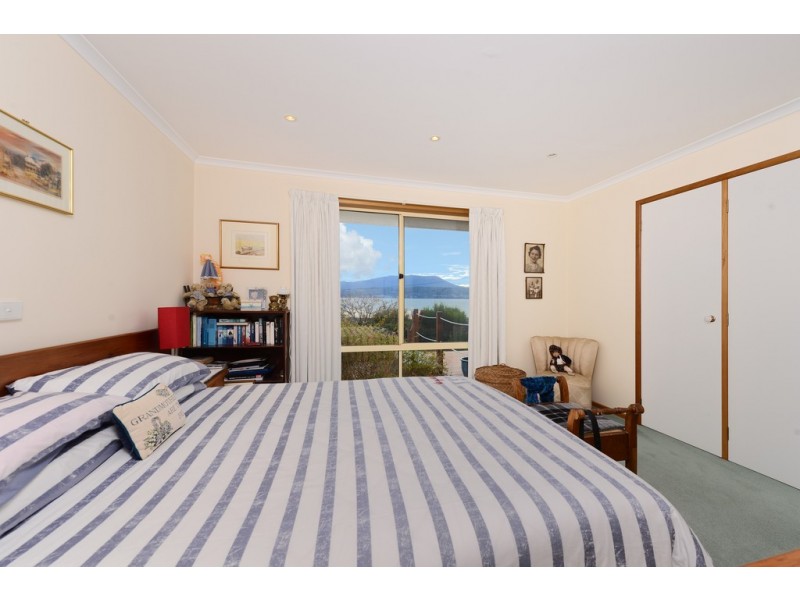 16A Spitfarm Road, Opossum Bay TAS 7023