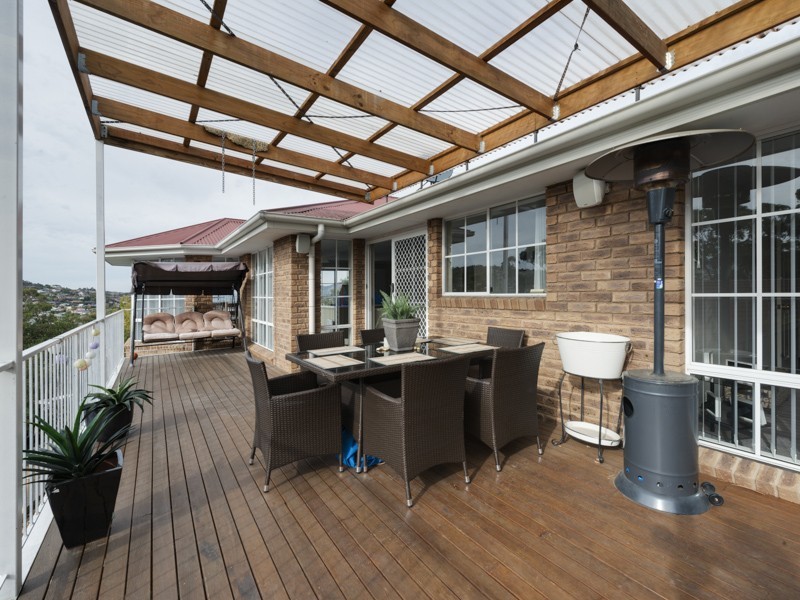 7 Coolac Court, Lindisfarne TAS 7015