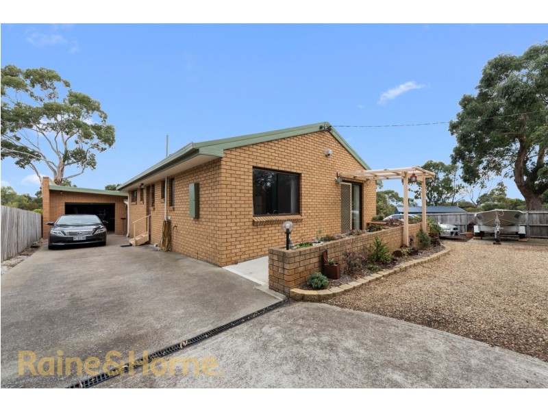 13 Meethenar Street, Carlton TAS 7173
