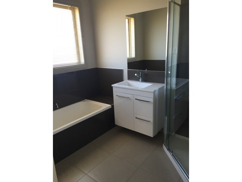 2/31 Mariah Crescent, Oakdowns TAS 7019