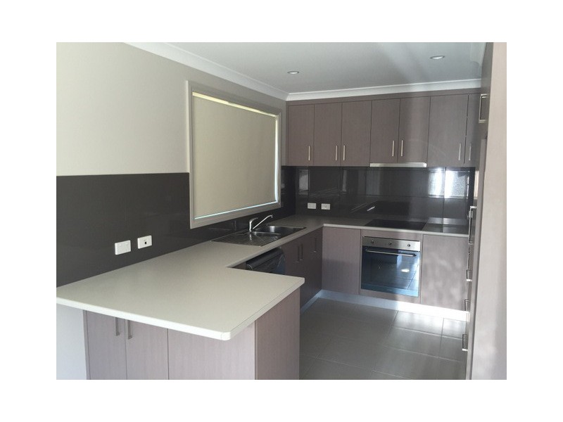 2/31 Mariah Crescent, Oakdowns TAS 7019