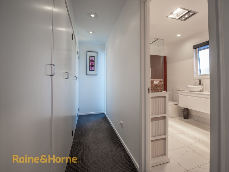 33 Skyline Drive, Howrah TAS 7018