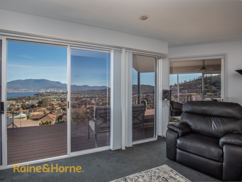 33 Skyline Drive, Howrah TAS 7018