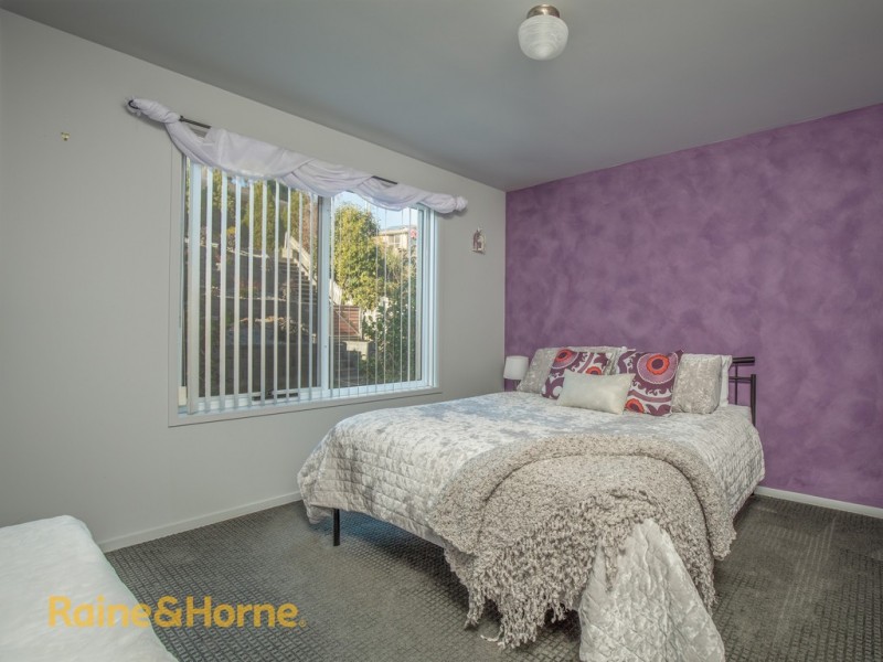 33 Skyline Drive, Howrah TAS 7018