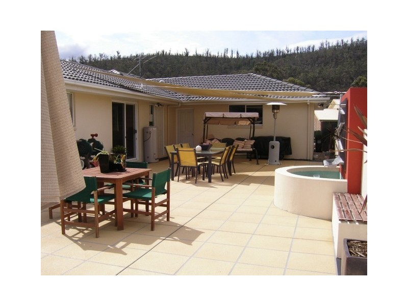 34 Brookston Drive, Mornington TAS 7018