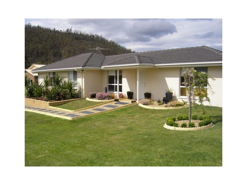 34 Brookston Drive, Mornington TAS 7018