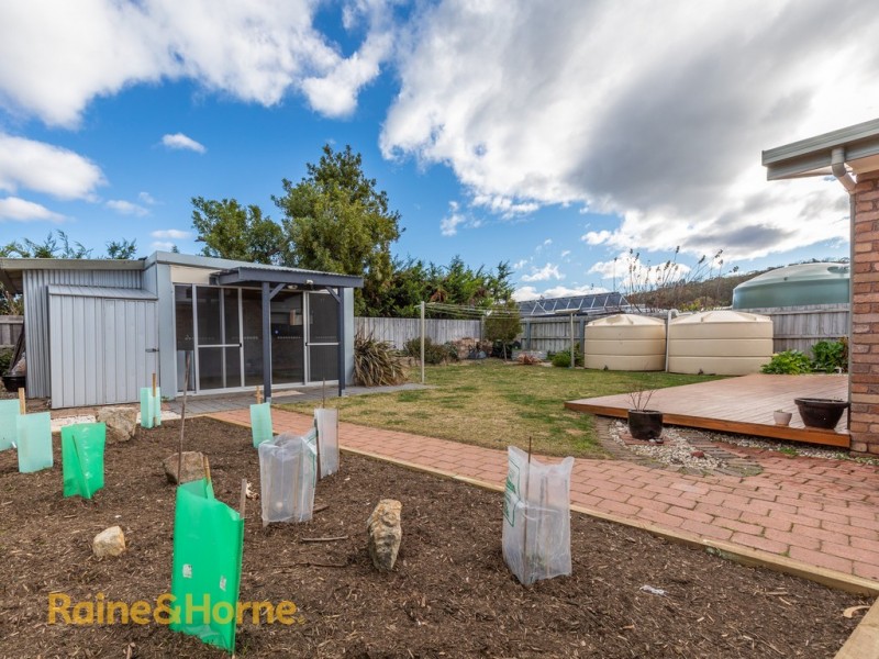 7 WISTERIA AVENUE, Cremorne TAS 7024