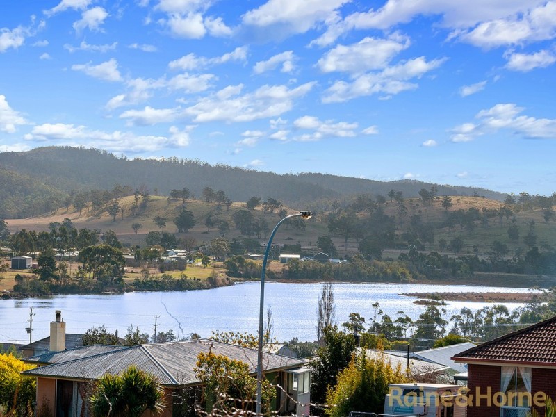 1 Howells Place, Triabunna TAS 7190