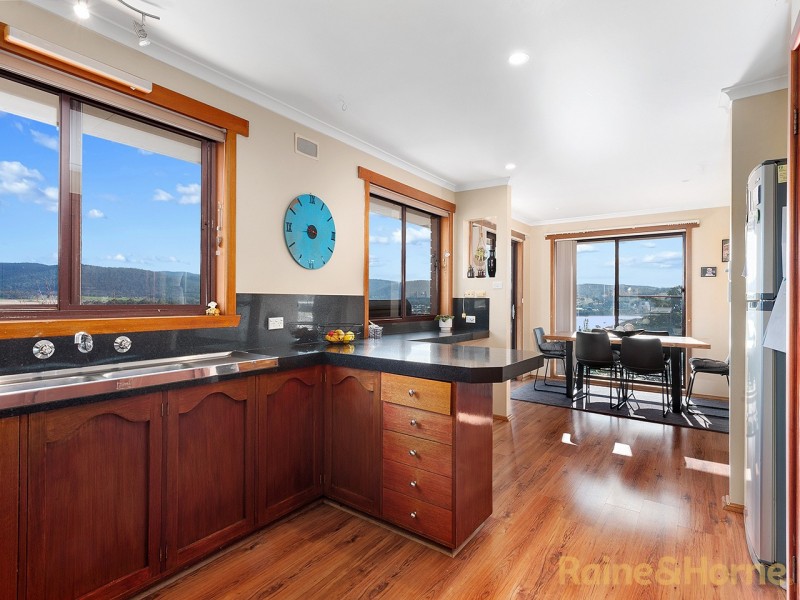 1 Howells Place, Triabunna TAS 7190