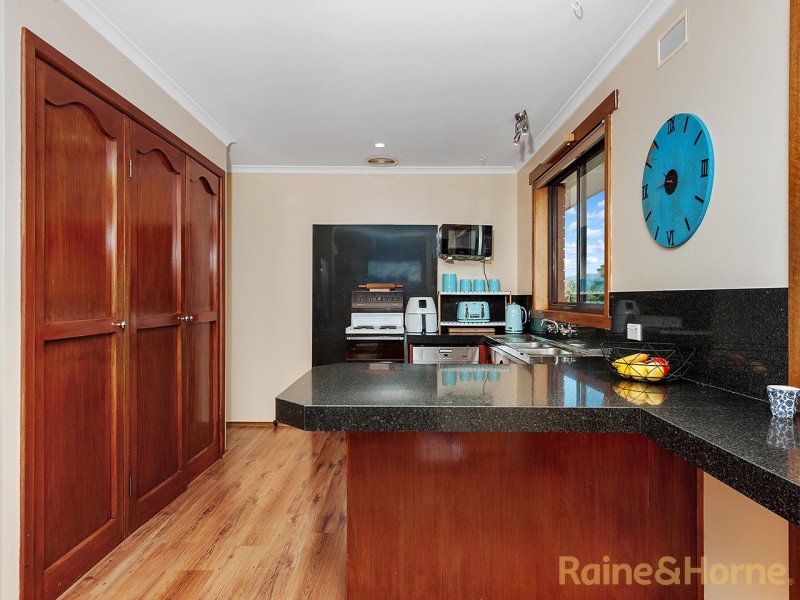 1 Howells Place, Triabunna TAS 7190