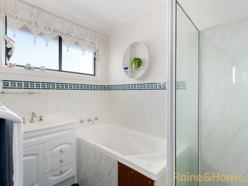 1 Howells Place, Triabunna TAS 7190