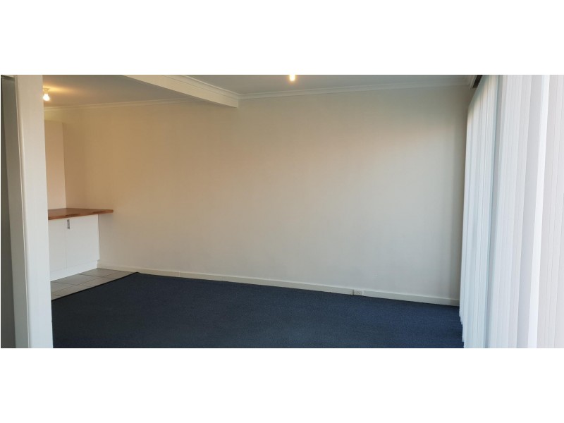 2/21A Boa Vista Road, New Town TAS 7008