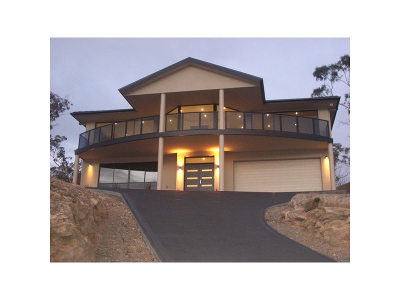 670 Oceana Drive, Tranmere TAS 7018