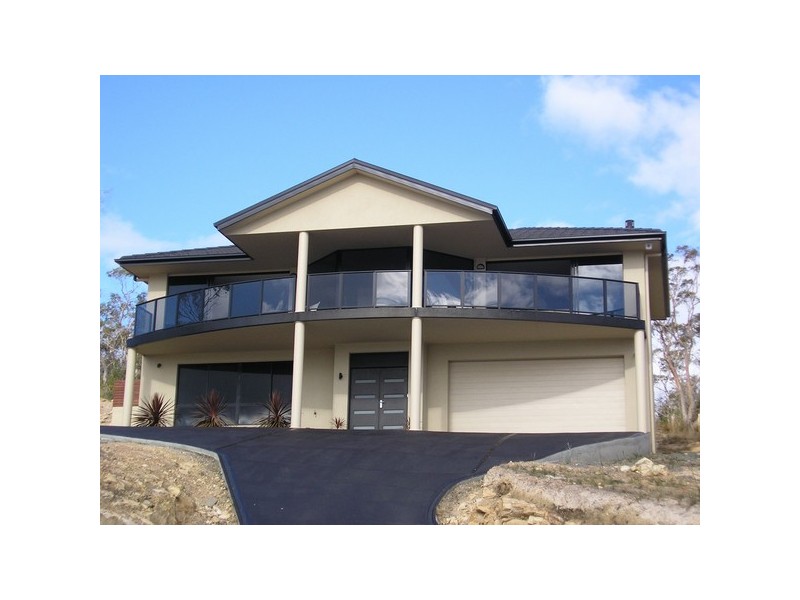 670 Oceana Drive, Tranmere TAS 7018