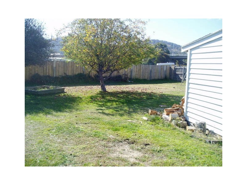 24 Erebus Street, Warrane TAS 7018