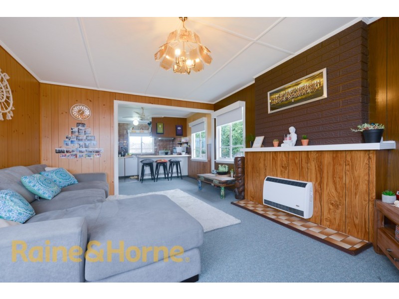 2 Resolution Street, Warrane TAS 7018