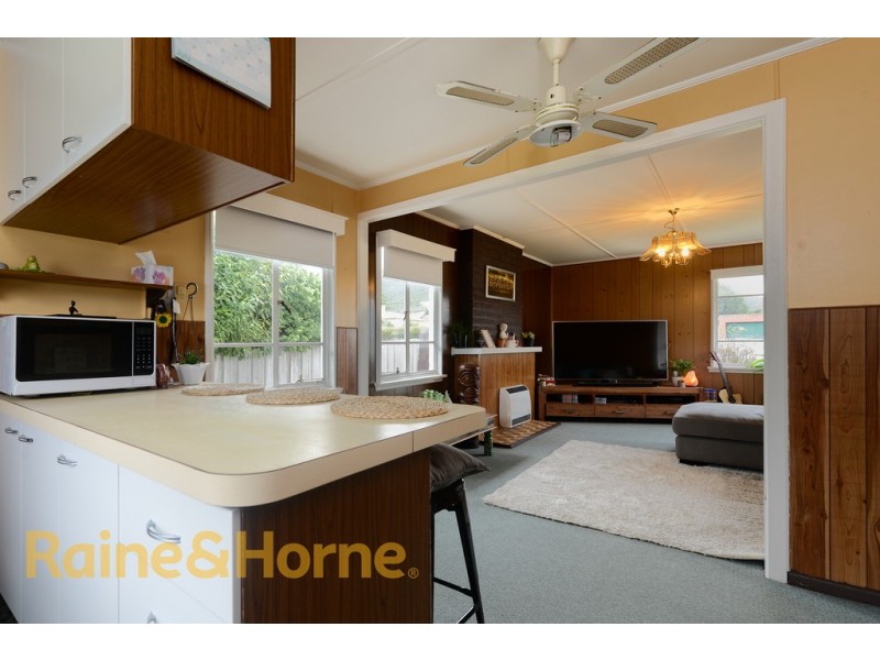 2 Resolution Street, Warrane TAS 7018