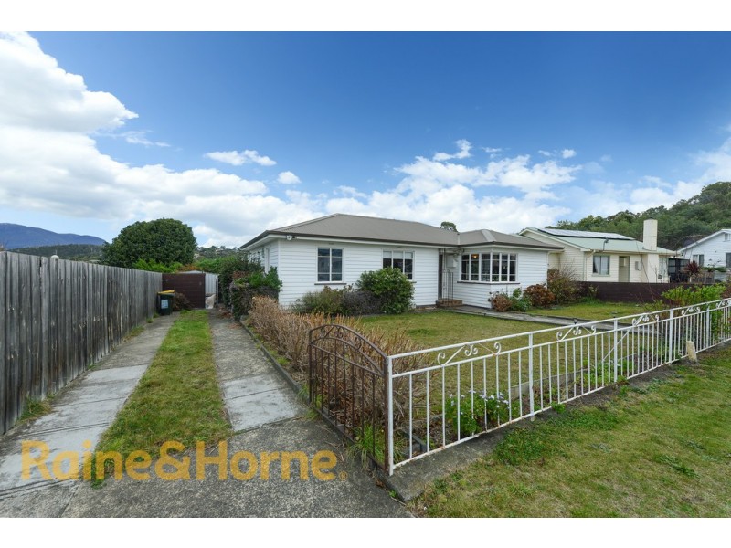 2 Resolution Street, Warrane TAS 7018
