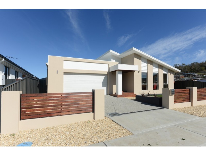 30 Burgundy Road, Howrah TAS 7018