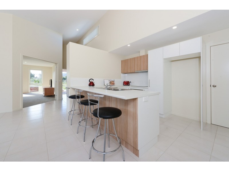 30 Burgundy Road, Howrah TAS 7018