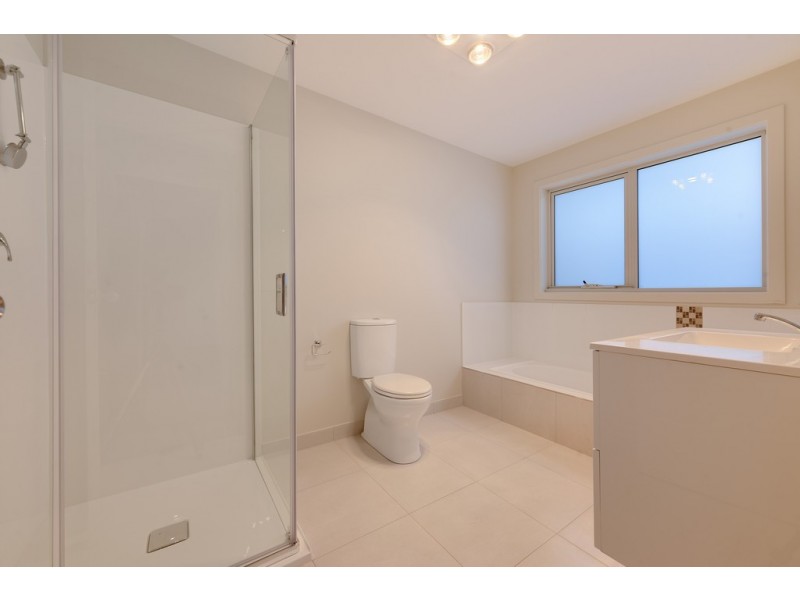 30 Burgundy Road, Howrah TAS 7018