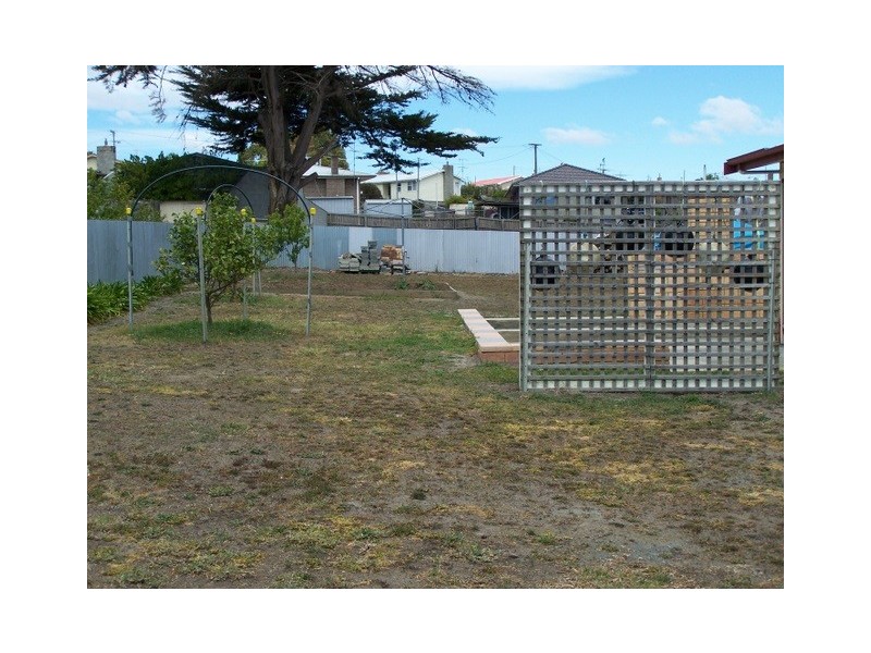 6 Boyle Street, Triabunna TAS 7190