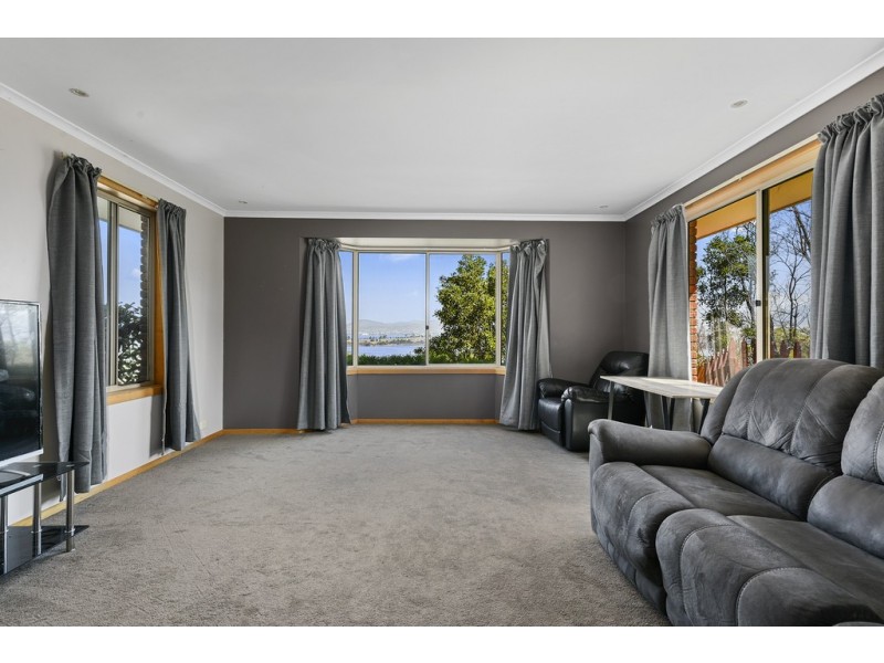 13 Grevillea Avenue, Old Beach TAS 7017