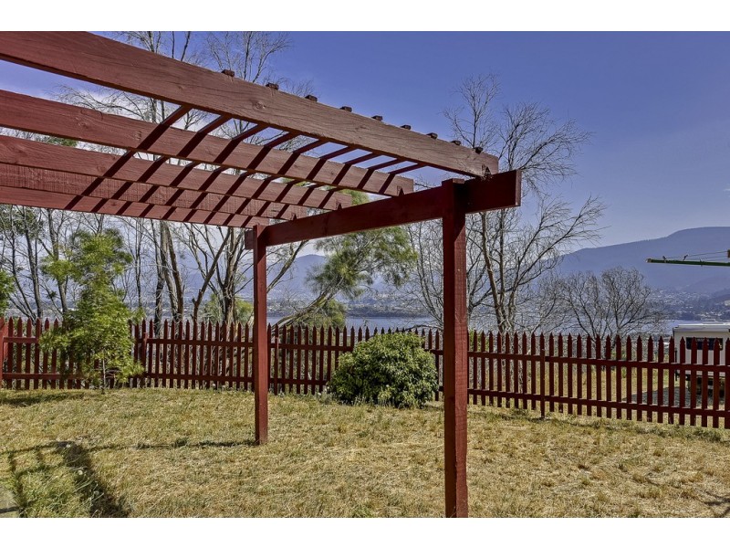 13 Grevillea Avenue, Old Beach TAS 7017