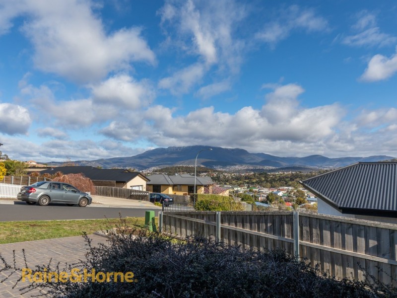 13 Paige Court, Warrane TAS 7018