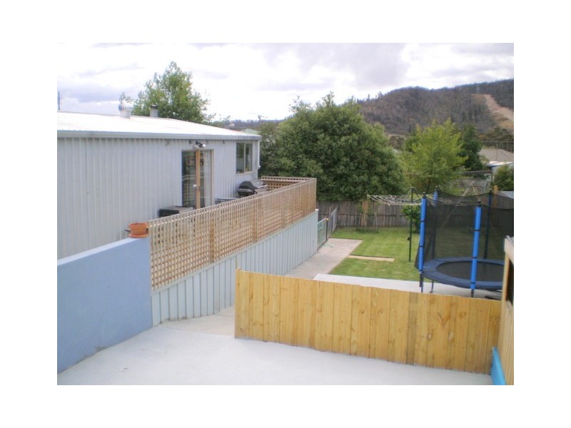 300 Cambridge Road, Warrane TAS 7018